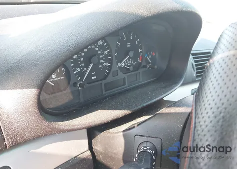 2004 BMW 325I from USA, damaged, VIN WBAET37484NJ95147